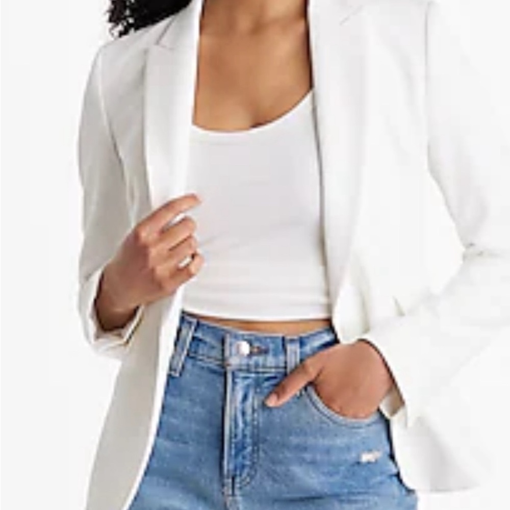 NWT - Express - Editor One Button 24” Blazer - Small WHITE